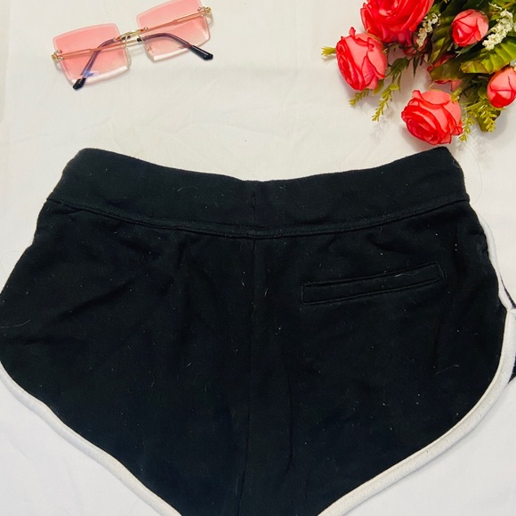 Shorts - Picture 2 of 2